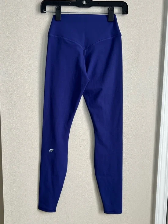 NWOT Fabletics The No-Seam PureLuxe TLC Legging Color Nightfall Purple Size XXS - Picture 9 of 13